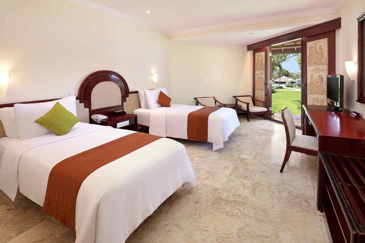 Discovery Kartika Plaza Hotel Kuta Lombok Eksteriør billede